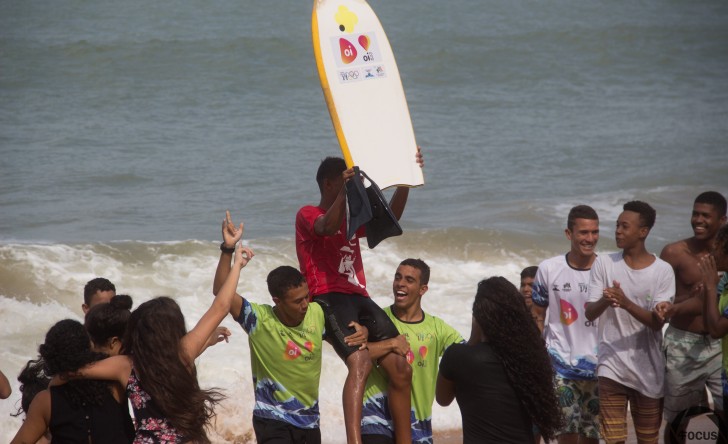 Transformação nas ondas do bodyboarding capixaba