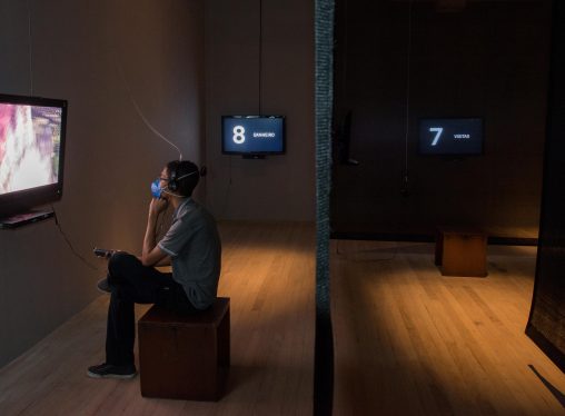 Instalação no Centro Cultural transforma espetáculo teatral em experiência interativa