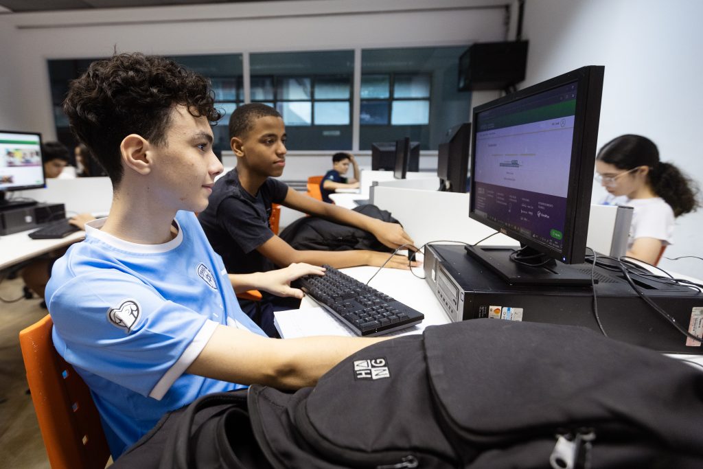 Lançamento do NAVE em Órbita II explora o universo dos games